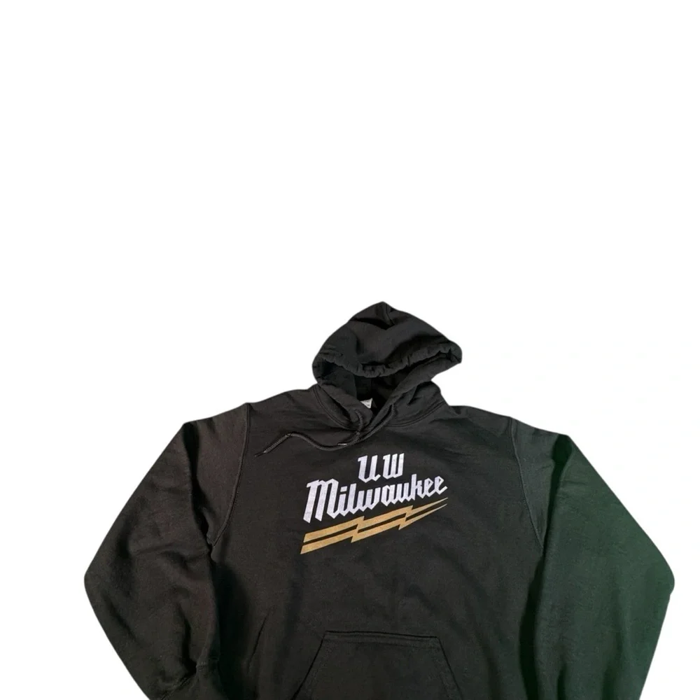 UW Milwaukee Hoodie Small Black Gildan Heavy Blend Pullover Sweatshirt